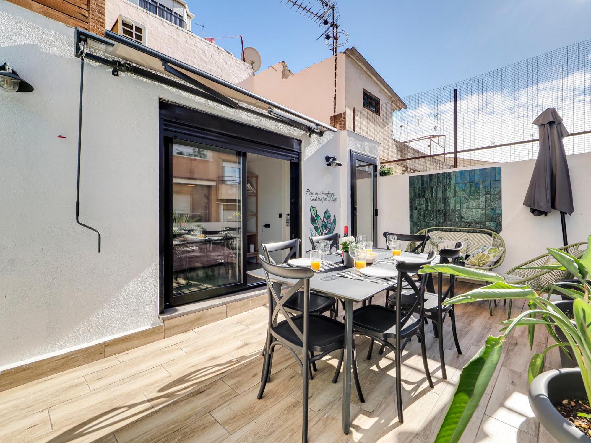 Casa Maria Townhouse- Terrace-4 Bedrooms L’Hospitalet de Llobregat Zewnętrze zdjęcie