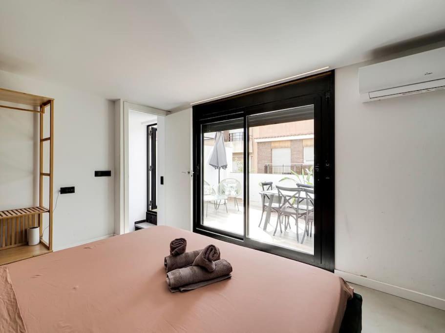 Casa Maria Townhouse- Terrace-4 Bedrooms L’Hospitalet de Llobregat Zewnętrze zdjęcie