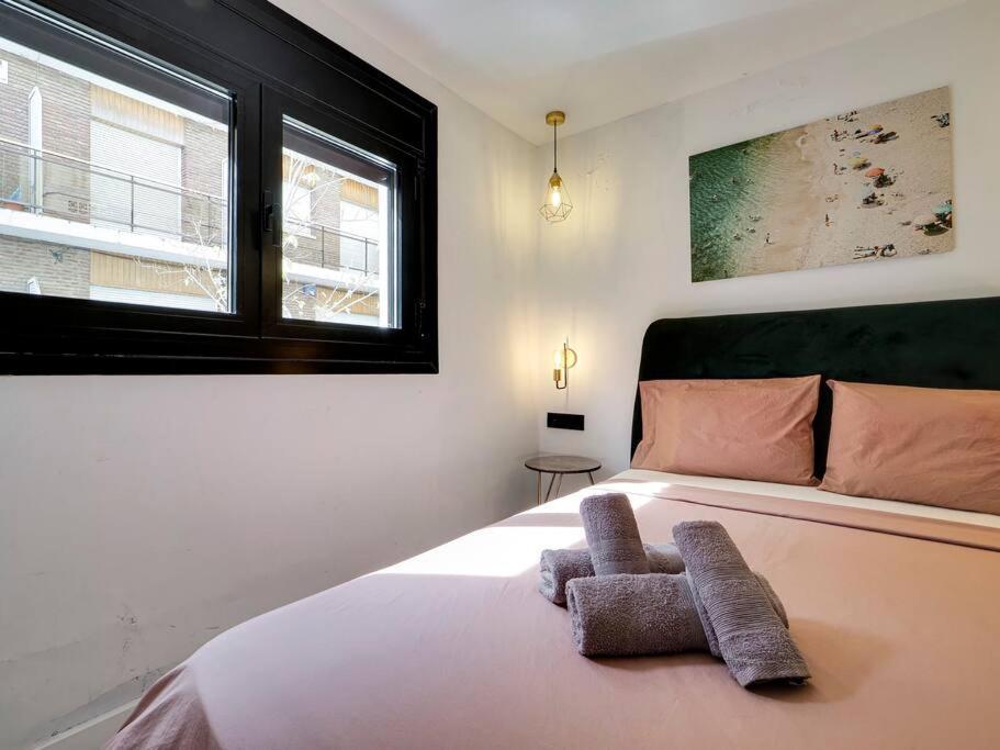 Casa Maria Townhouse- Terrace-4 Bedrooms L’Hospitalet de Llobregat Zewnętrze zdjęcie